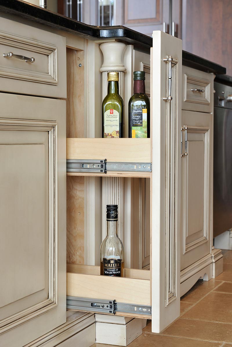 Pull out oil rack